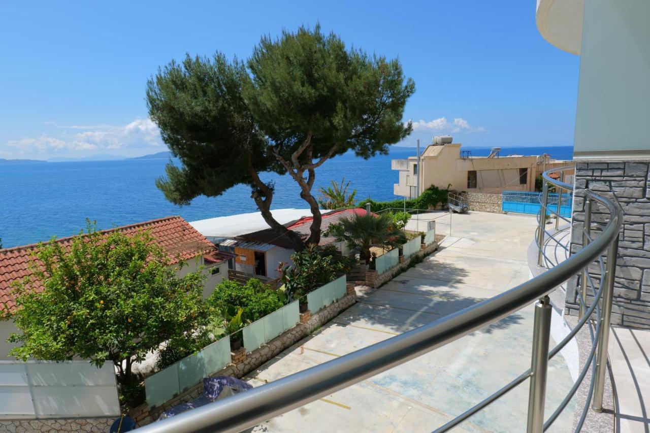 Oceanic Overview Suites Saranda Extérieur photo